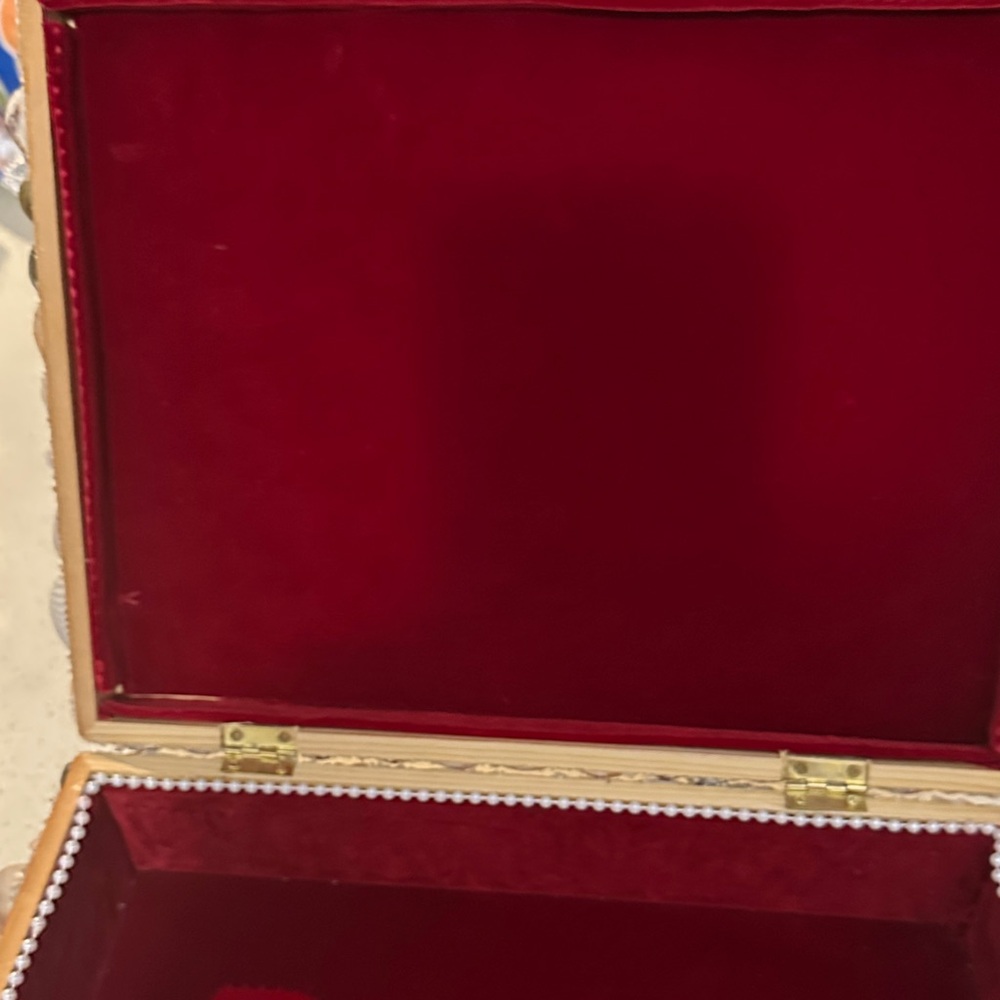 Seashell Decorative Box - Picture 5 of 7